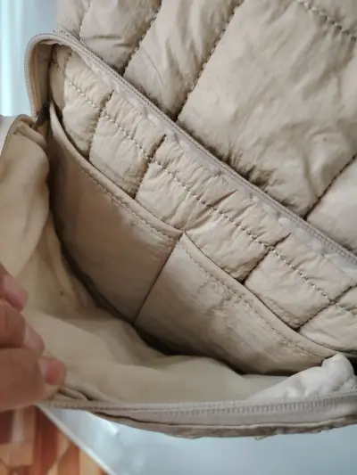 Mochila acolchada beige Calvin Klein - miniatura 4