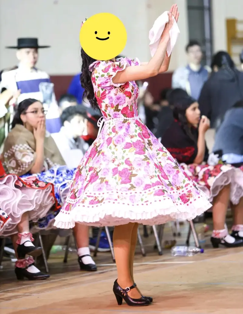 Vestido de huasa chilena floral