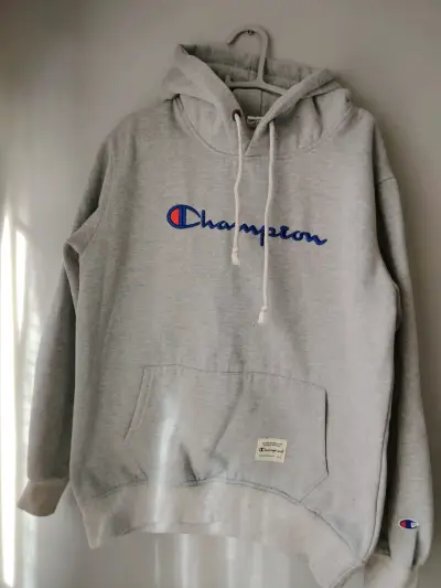 Polerón con capucha gris Champion - miniatura 1