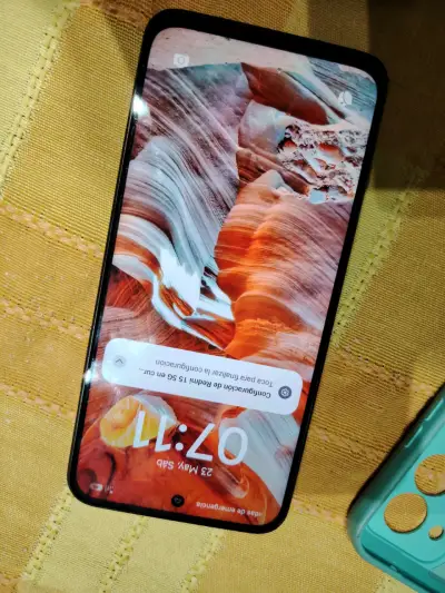 Smartphone Xiaomi Redmi 5G con triple cámara - miniatura 1