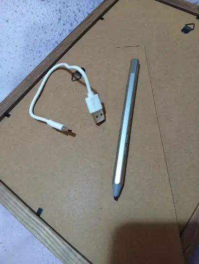 Lápiz óptico Lenovo con cable USB - miniatura 1
