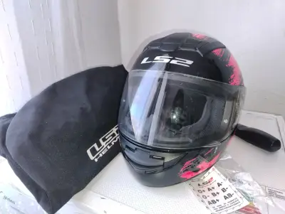 Casco de Moto LS2 Negro y Rosa - miniatura 3