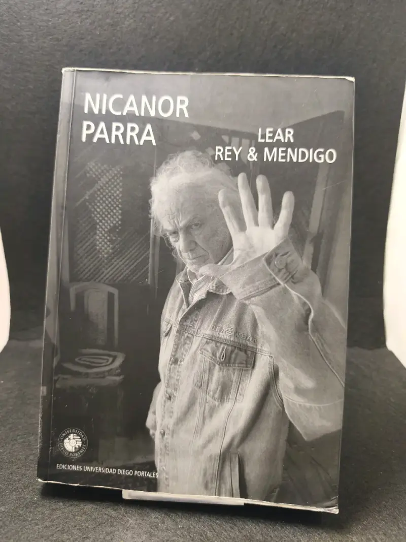 Libro 'Lear Rey & Mendigo' de Nicanor Parra - 1