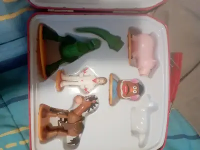 Set de Figuras Toy Story 4 en Caja Metálica - miniatura 3