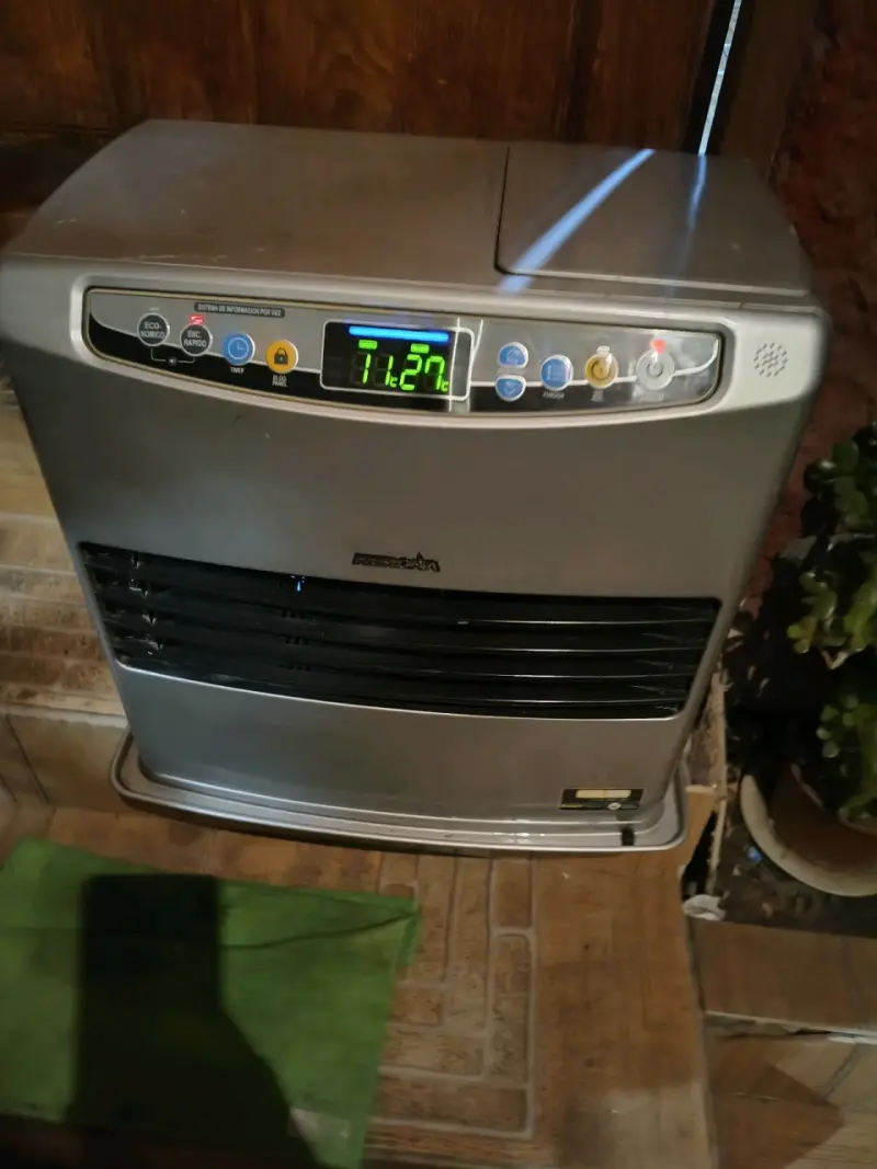 Calefactor a parafina con control digital - 3