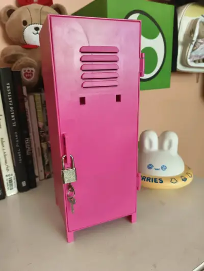 Mini casillero de plastico rosa con candado - miniatura 1