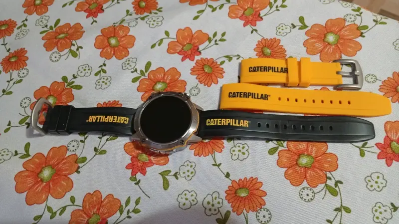 Reloj inteligente Caterpillar con correas intercambiables - 3