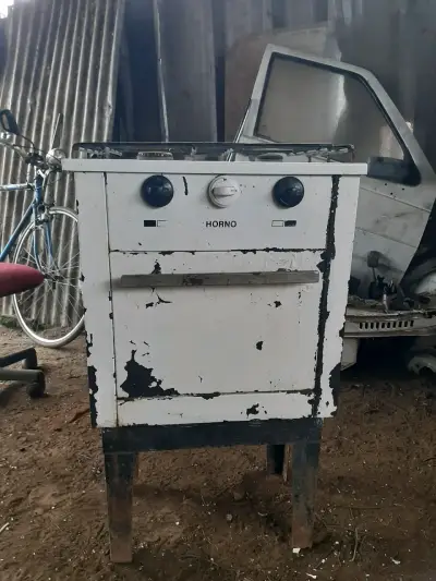 Cocina a gas de dos quemadores con horno - miniatura 3