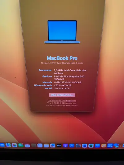 MacBook Pro 13 pulgadas 2017 con cargador - miniatura 2