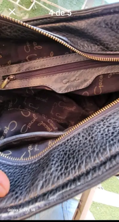 Cartera de cuero negra con correa ajustable Gacel - miniatura 6
