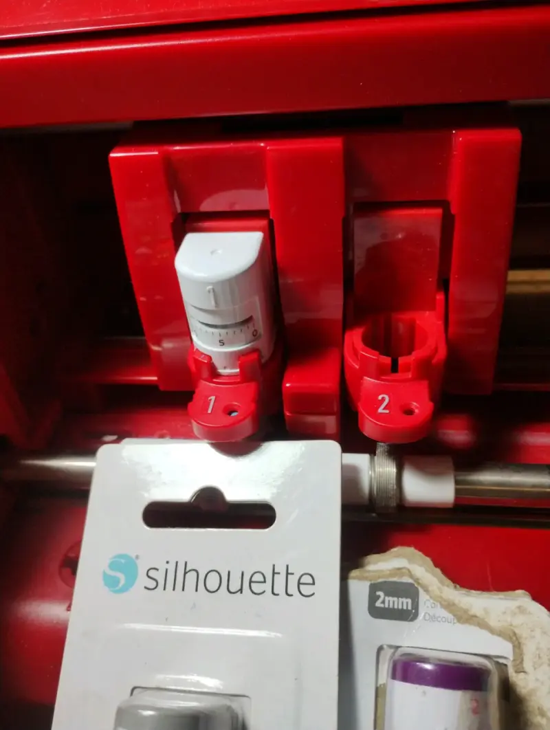 Plotter de Corte Silhouette Cameo 4 con Accesorios - 3