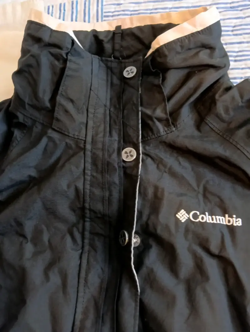 Chaqueta impermeable Columbia negra para mujer - 1