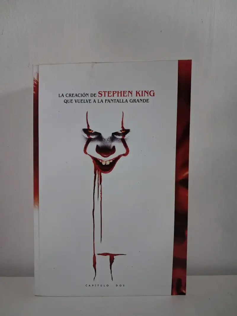 Libro 'It' de Stephen King en español - 2