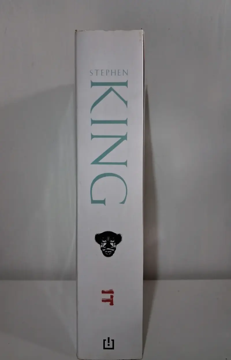 Libro 'It' de Stephen King en español - 3