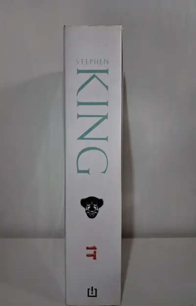 Libro 'It' de Stephen King en español - miniatura 3