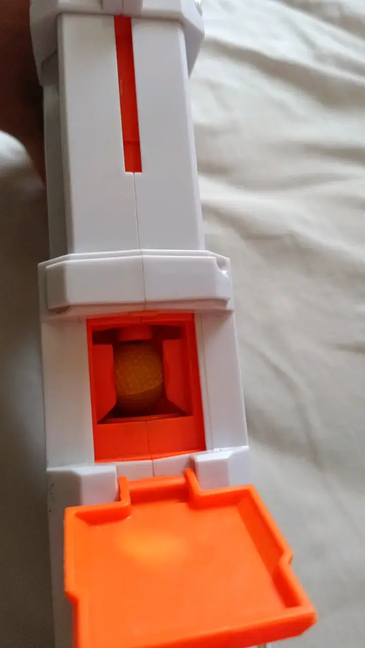 Pistola Nerf Rival blanca y negra - 4