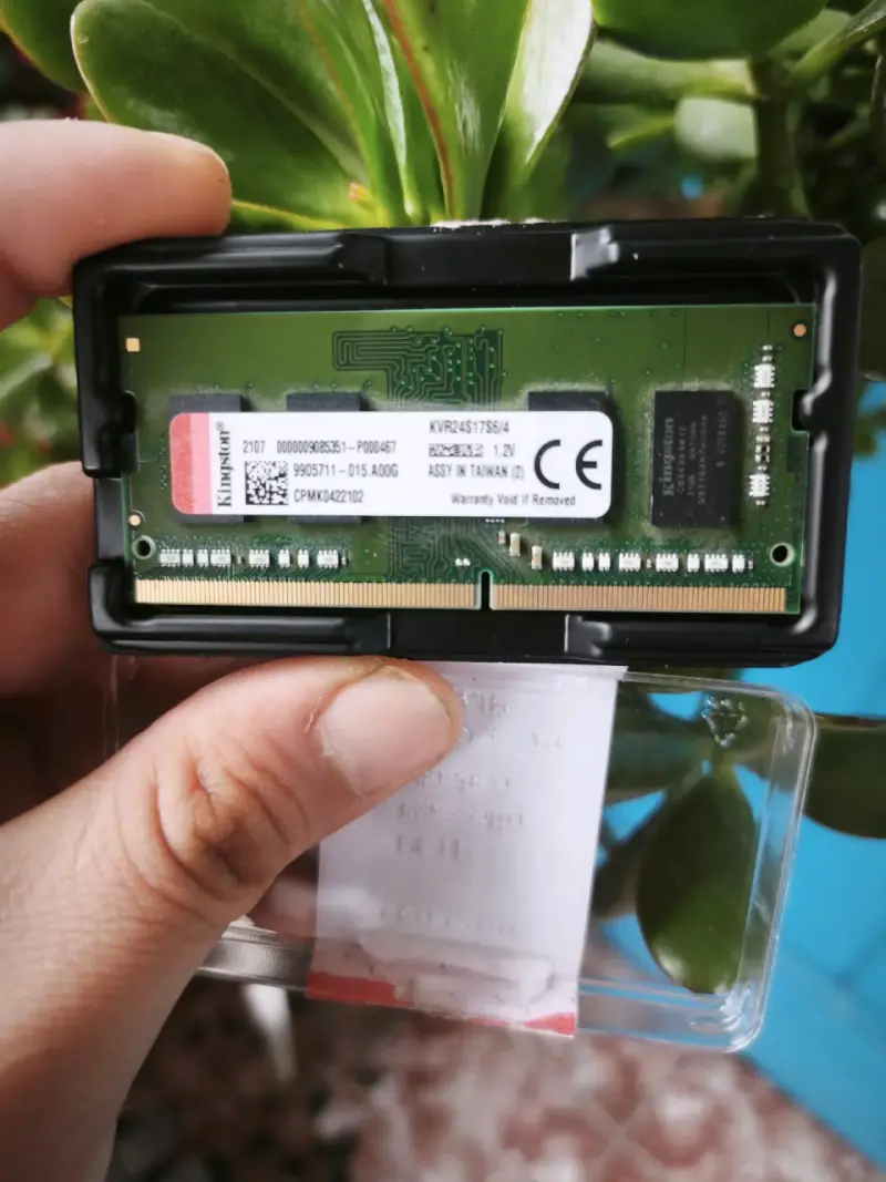 Memoria RAM Kingston 4GB DDR4 para PC - 1