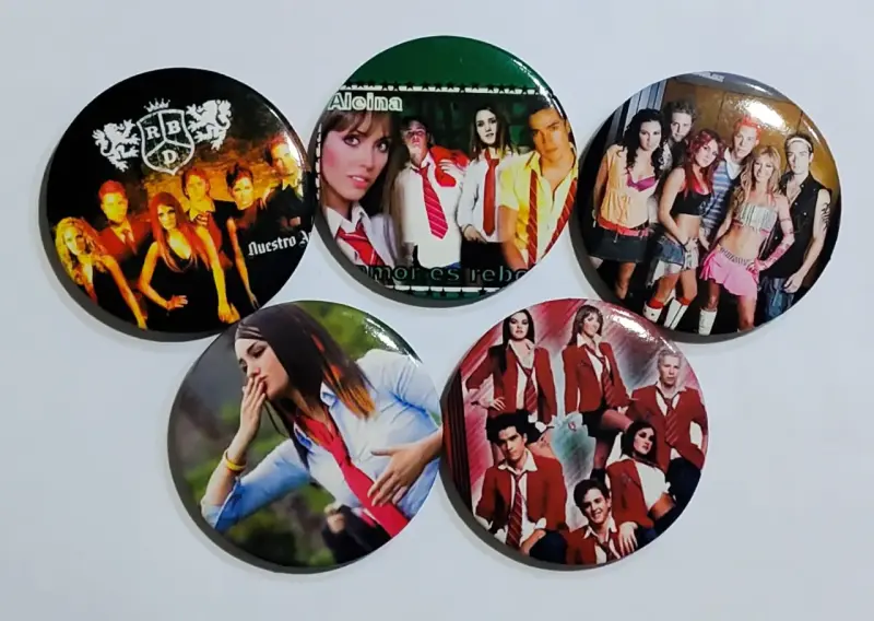 Set de chapitas de colección Rebelde RBD - 4