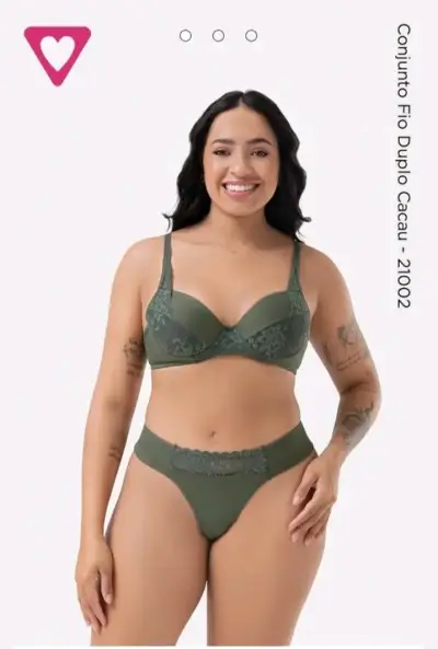 Conjunto de lencería verde con encaje - miniatura 1