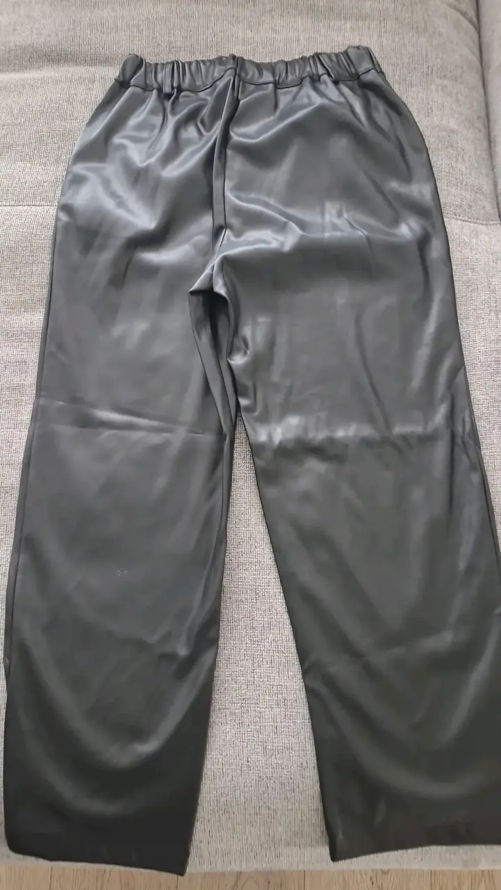 Pantalones de cuero sintético negro para mujer - 2
