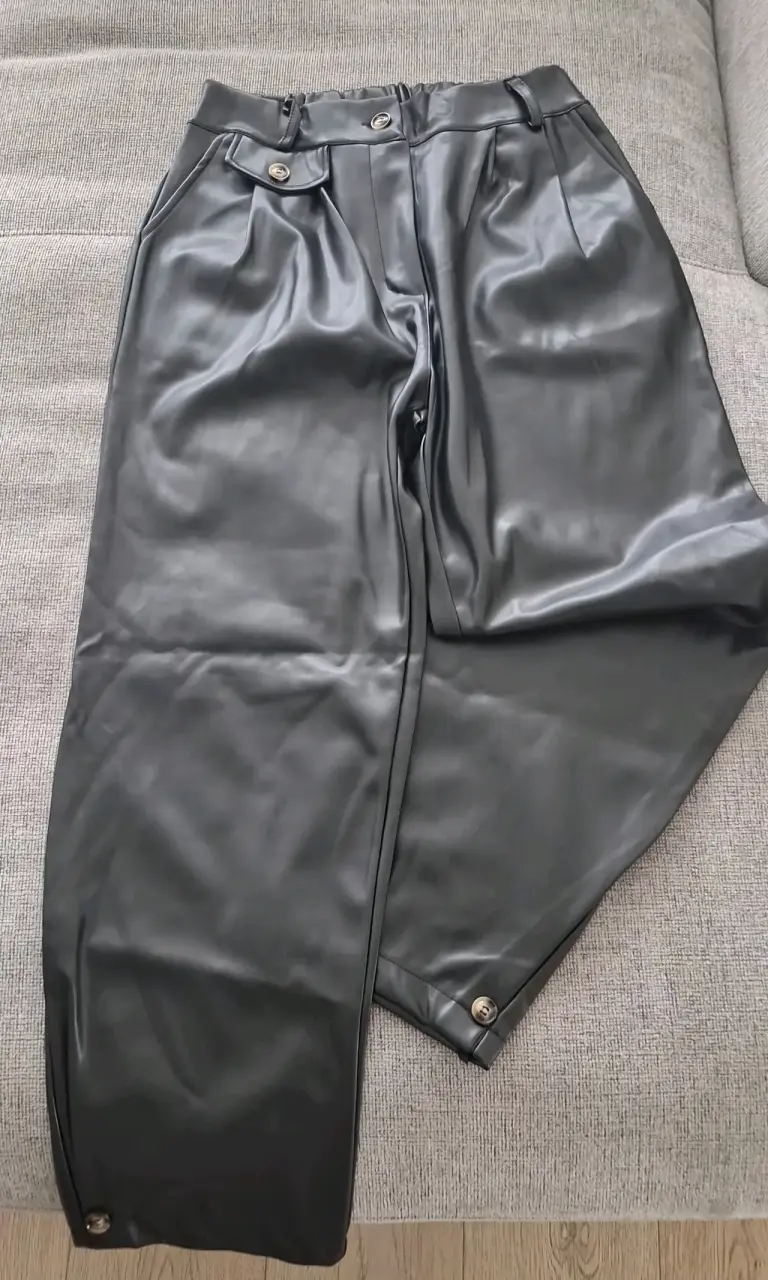 Pantalones de cuero sintético negro para mujer - 4