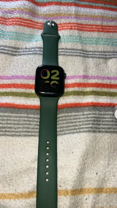 Apple Watch Serie 7 de 45 MM - miniatura 4