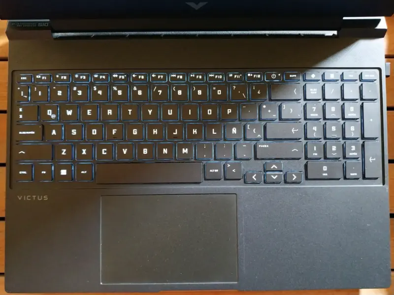 Laptop HP Victus 16.1 pulgadas en buen estado - 4
