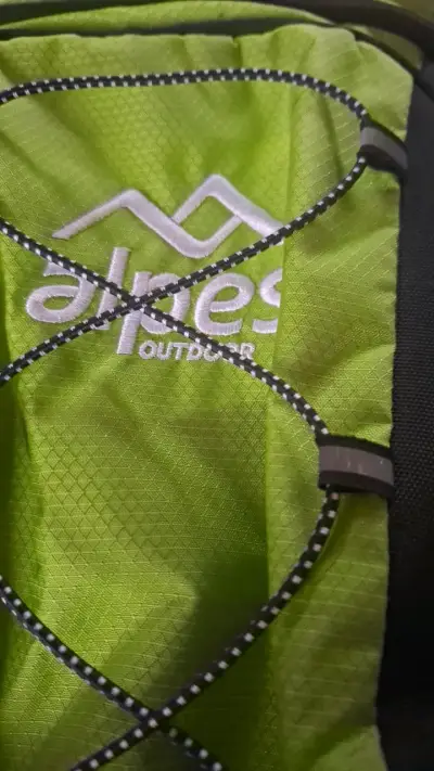 Mochila de Hidratación Alpes Outdoor 20L Verde - miniatura 3