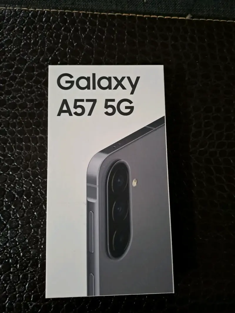 Smartphone Samsung Galaxy A57 5G nuevo - 2