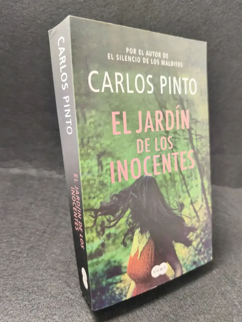 Libro 'El Jardín de los Inocentes' de Carlos Pinto - 2