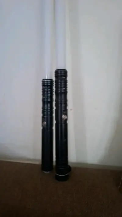 Sables de luz RGB  de combate - miniatura 1
