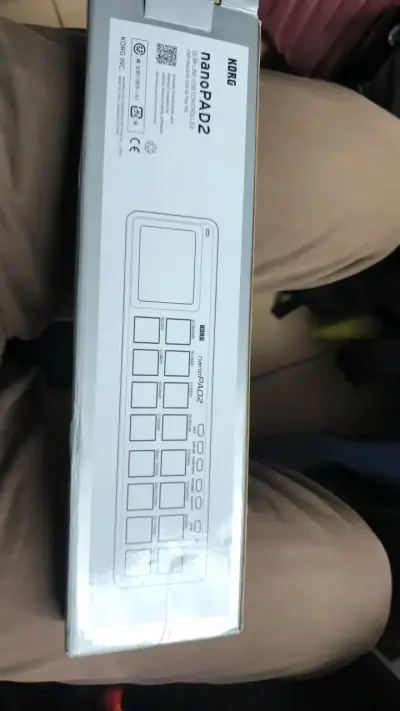 Controlador MIDI Korg nanoPAD2 compacto - miniatura 1