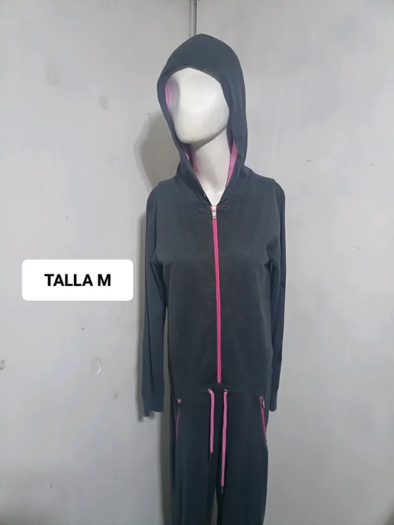 Enterito de polar con capucha talla M - 2