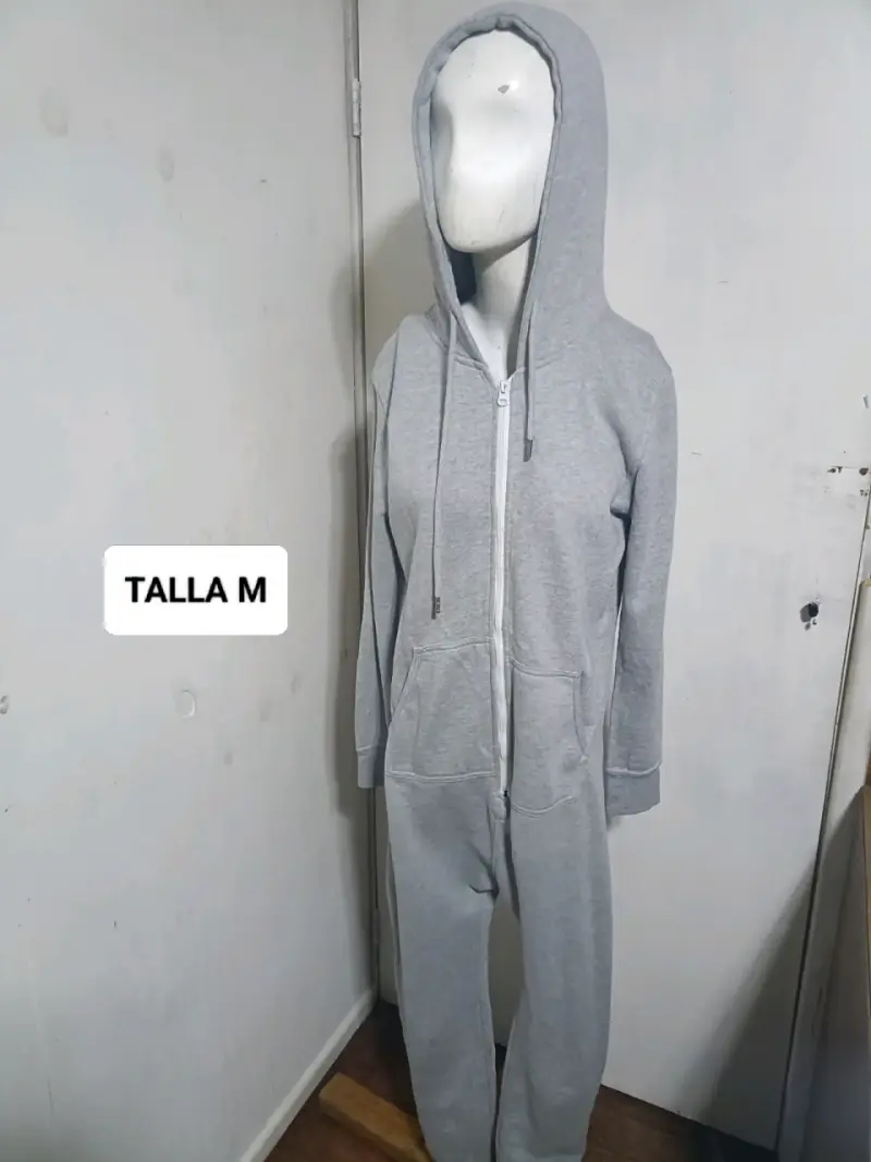 Enterito de polar con capucha talla M - 4