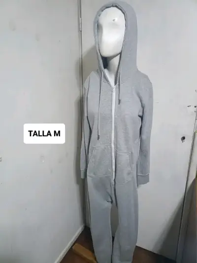 Enterito de polar con capucha talla M - miniatura 4