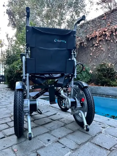 Silla de Ruedas Eléctrica Plegable Adulto GloMed - miniatura 3