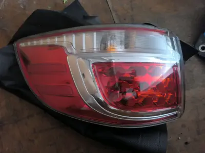 Farol o Luz traseras de  trailblazer 2019-2023 - miniatura 1