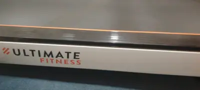 Caminadora eléctrica Ultimate Fitness con pantalla LCD - miniatura 2