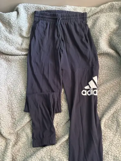 Pantalones deportivos Adidas azul marino TALLA S - miniatura 1
