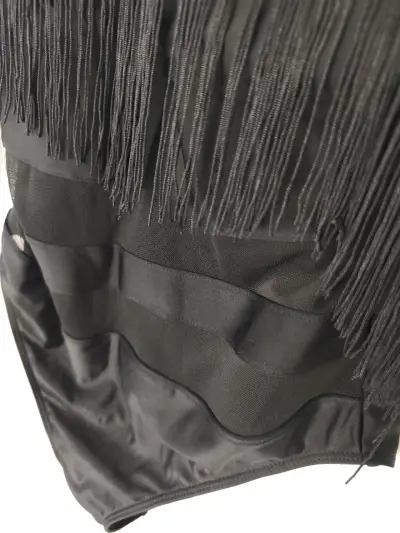 Body negro con flecos y detalles dorados - miniatura 3