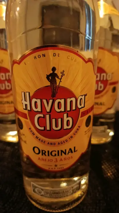 Ron Havana Club Añejo 3 Años Original - miniatura 2