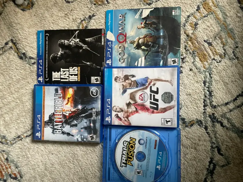 Colección de videojuegos PS4 usados