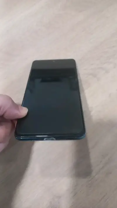 Smartphone Samsung Galaxy A51 azul en buen estado - miniatura 6