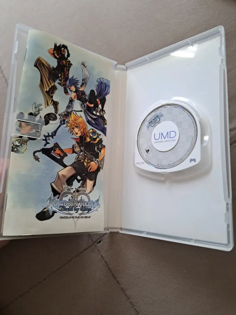 Kingdom Hearts Birth by Sleep PSP - 3
