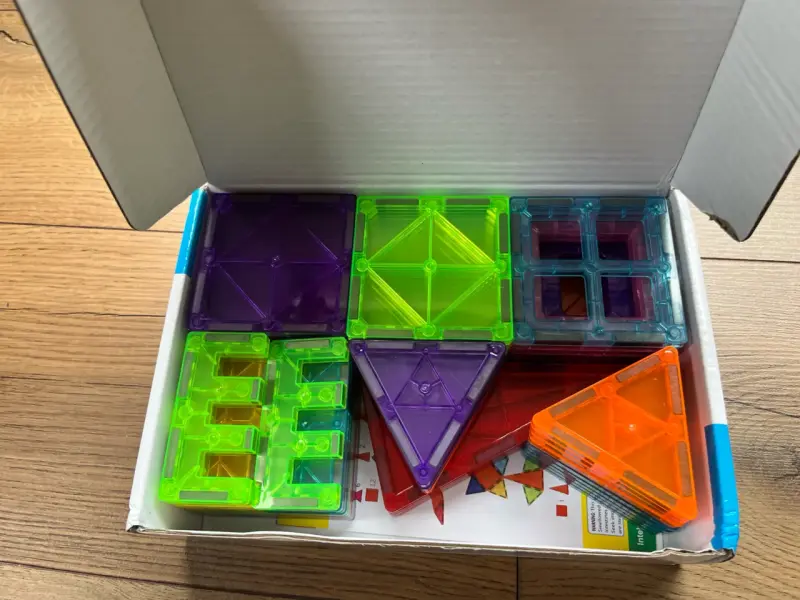 Set de 60 Piezas de Construcción Magnéticas para Niños - 2