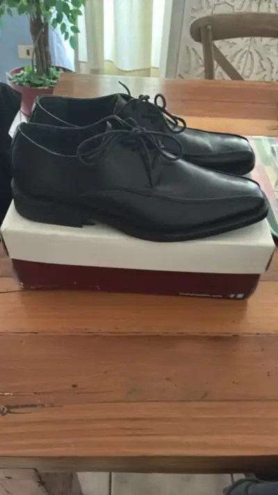 Zapatos de vestir negros para hombre - miniatura 2