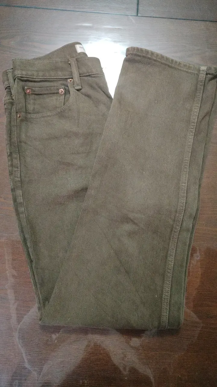Jeans verde oliva para mujer estilo clásico - 2