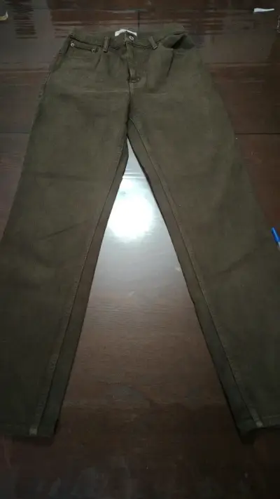 Jeans verde oliva para mujer  estilo clásico - miniatura 4