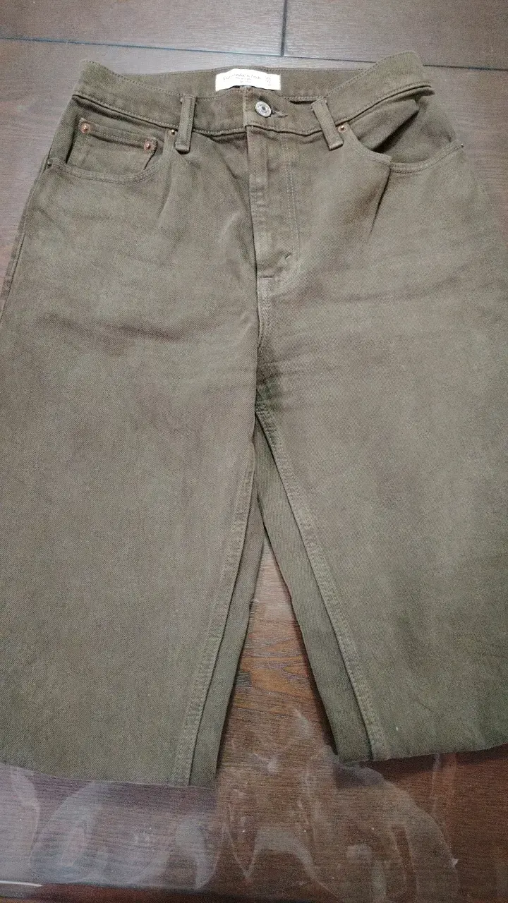 Jeans verde oliva para mujer estilo clásico - 5