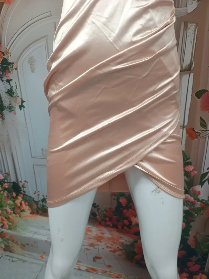 Vestido de fiesta satinado color champán - 2